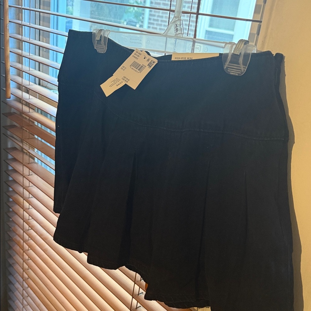 American Eagle Outfitters Black Mini Skirt